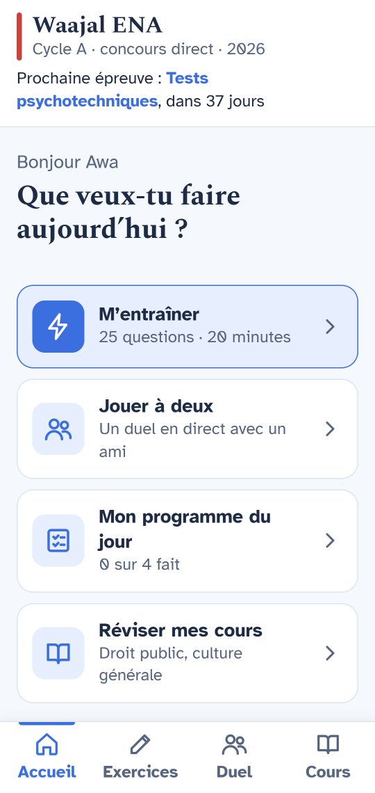 L’accueil de l’application : Bonjour Awa, que veux-tu faire aujourd’hui ? M’entraîner, Jouer à deux, Mon programme du jour, Réviser mes cours.